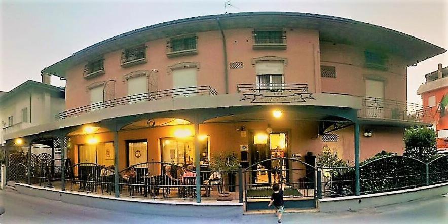 Hotel Biancospino Rimini Eksteriør bilde